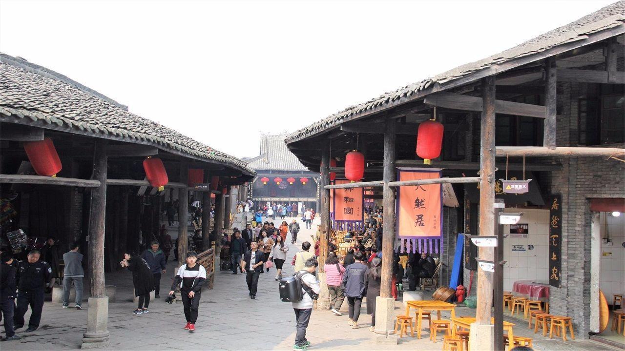 2024年春运今天开启,海口新海客运综合枢纽迎来春运“首秀”